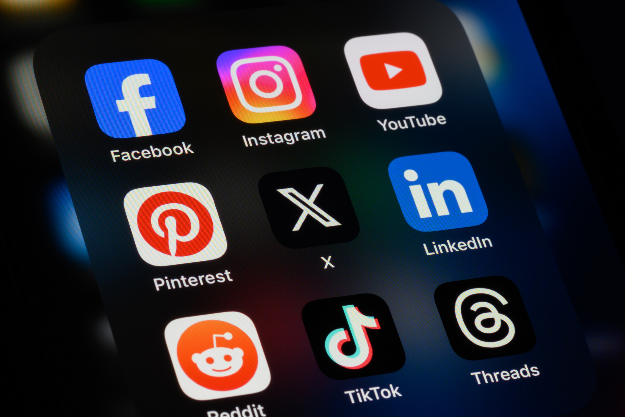 Why Companies Can’t Afford to Ignore Social Media — And How Smart Management Can Unlock Real Growth